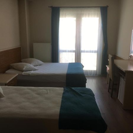 Oezguer Hotel Trabzon Luaran gambar
